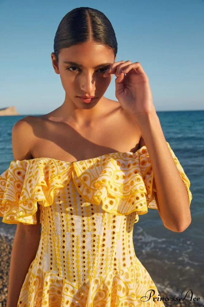 Dahlia Elegant Short Dress - Image 3