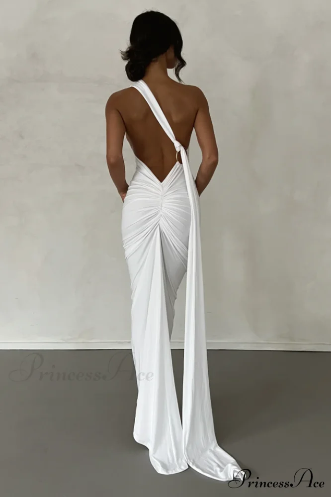 Constantina Elegant Gown - Image 4