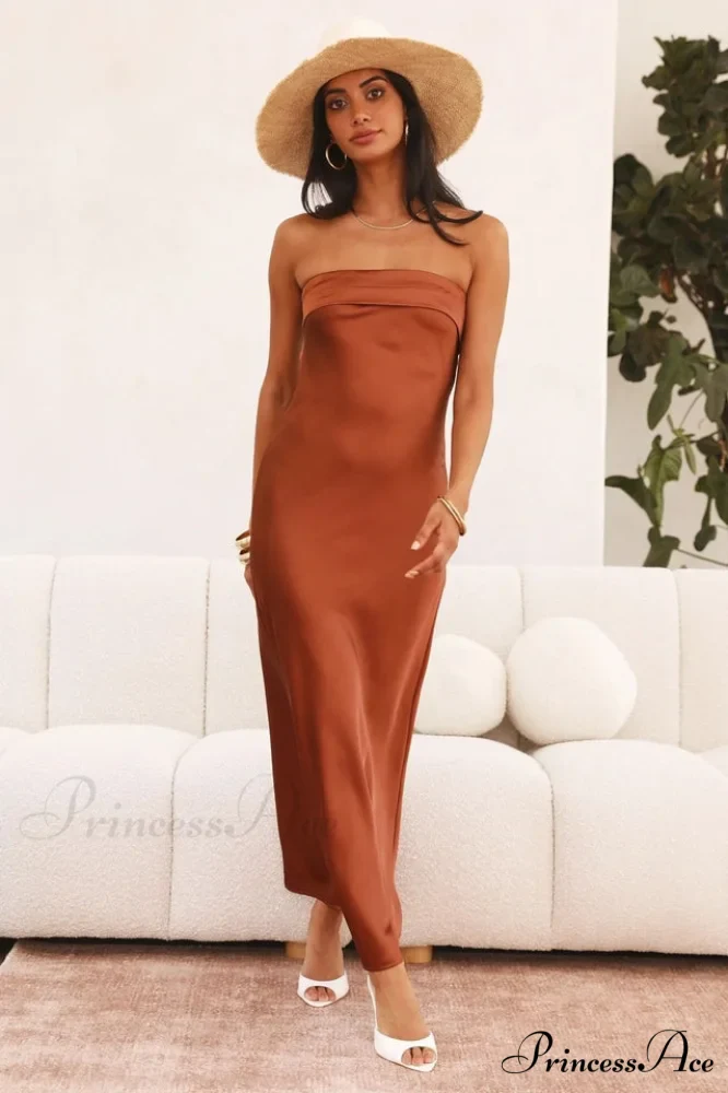 Half Open Back Charming Sleeveless Silky Dress - Image 6