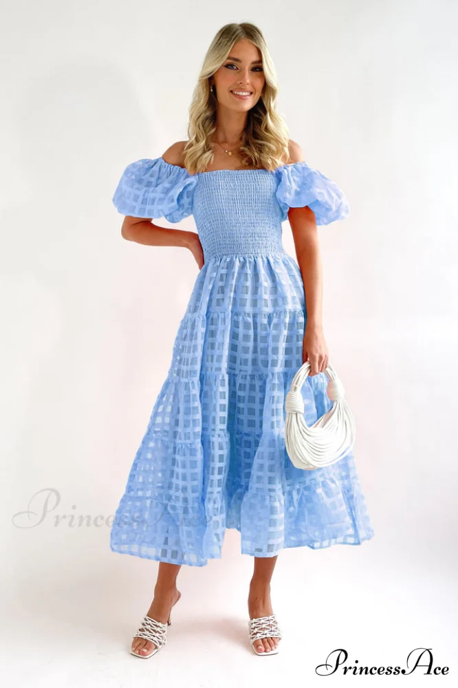 Gin Elegant Midi Dress - Image 10