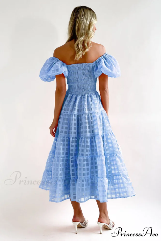 Gin Elegant Midi Dress - Image 12