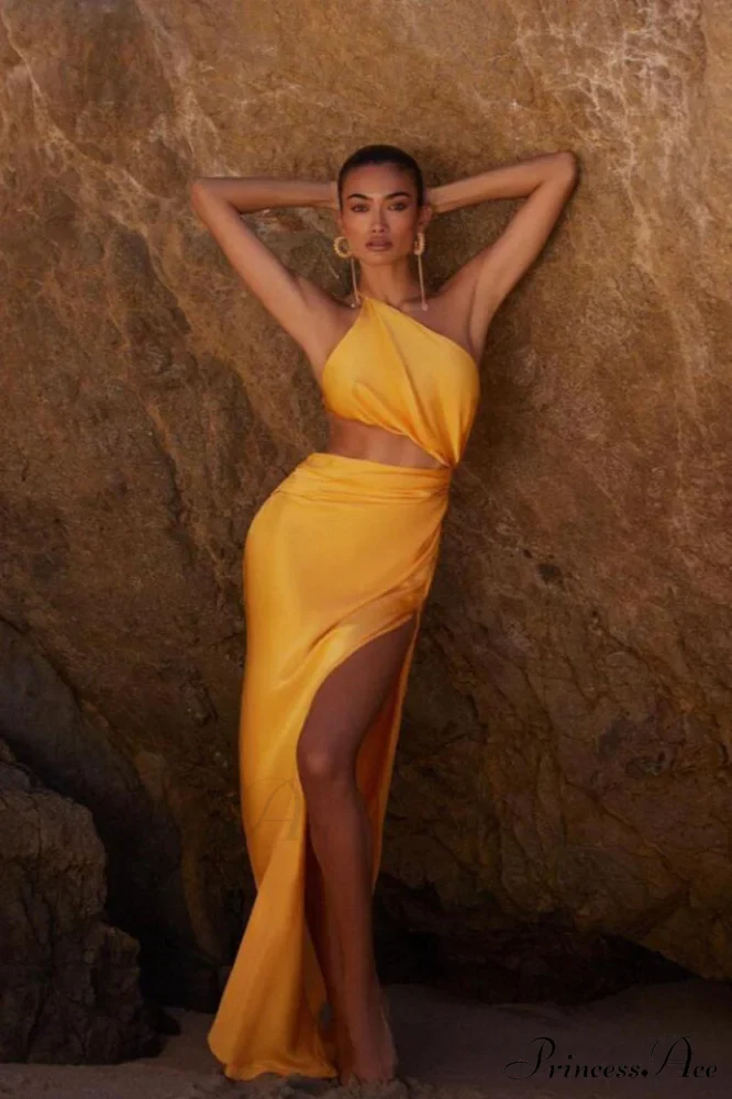 Chapman Elegant Maxi Dress - Image 3