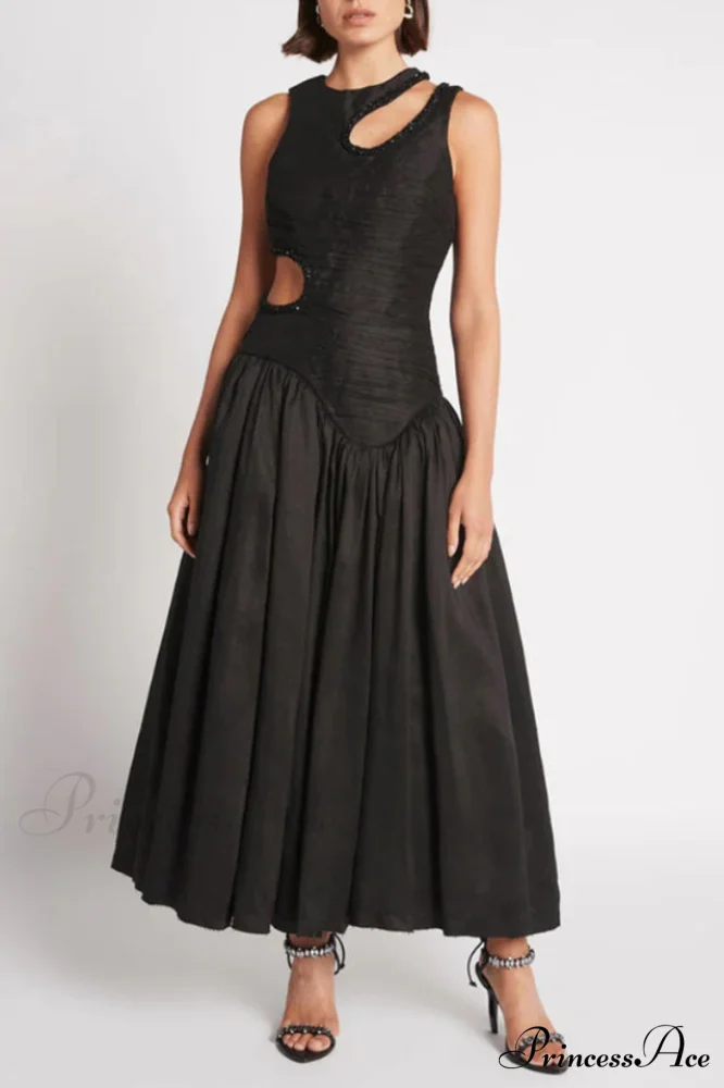 Jolie Abstract Stylish Cut-Out Midi Dress - Image 3