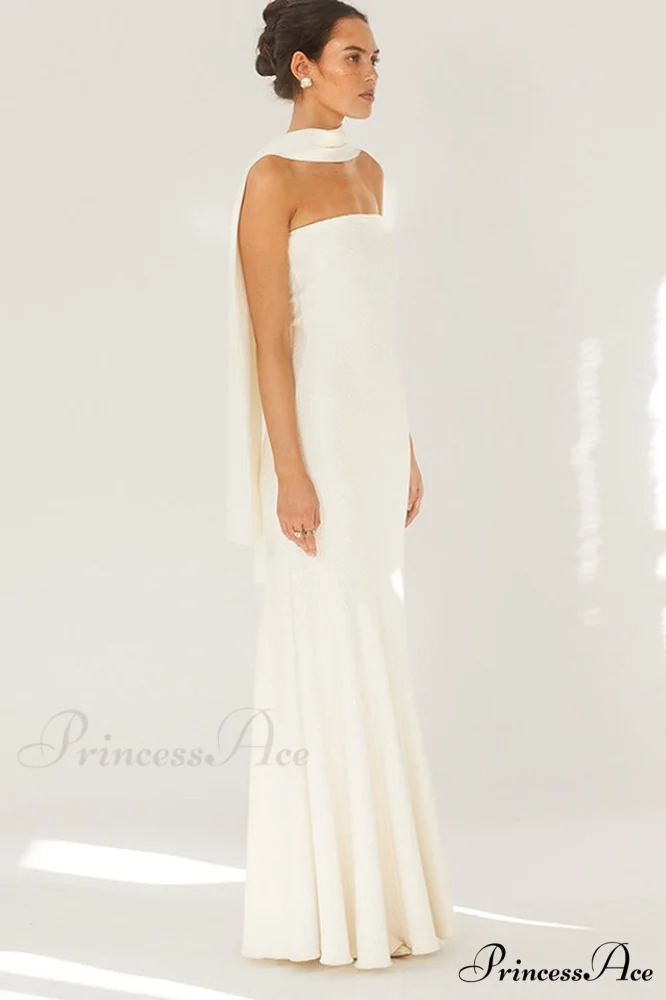 Juliana Elegant Maxi Dress - Image 9