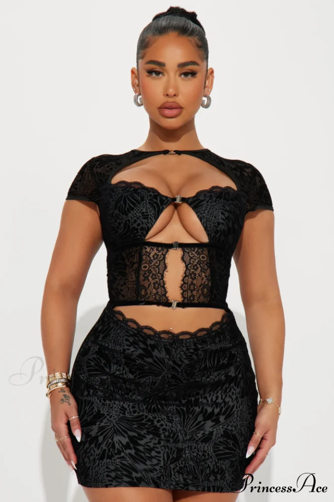 Cora Elegant Mini Dress - Image 5