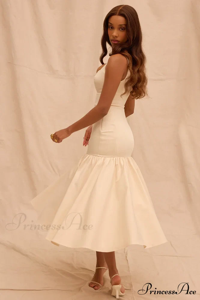 Amore Dropped Stylish Waist Midi Dress - Image 5