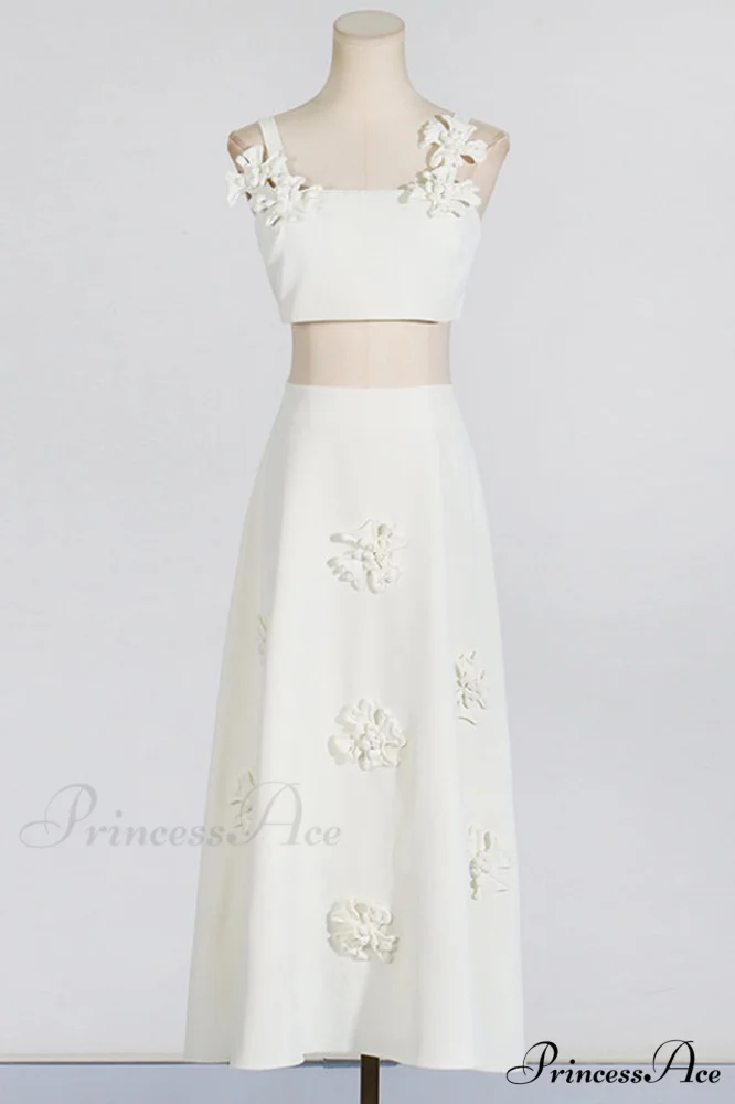 Floral Appliqu鑼?Crop Charming Top & Skirt Set - Image 4