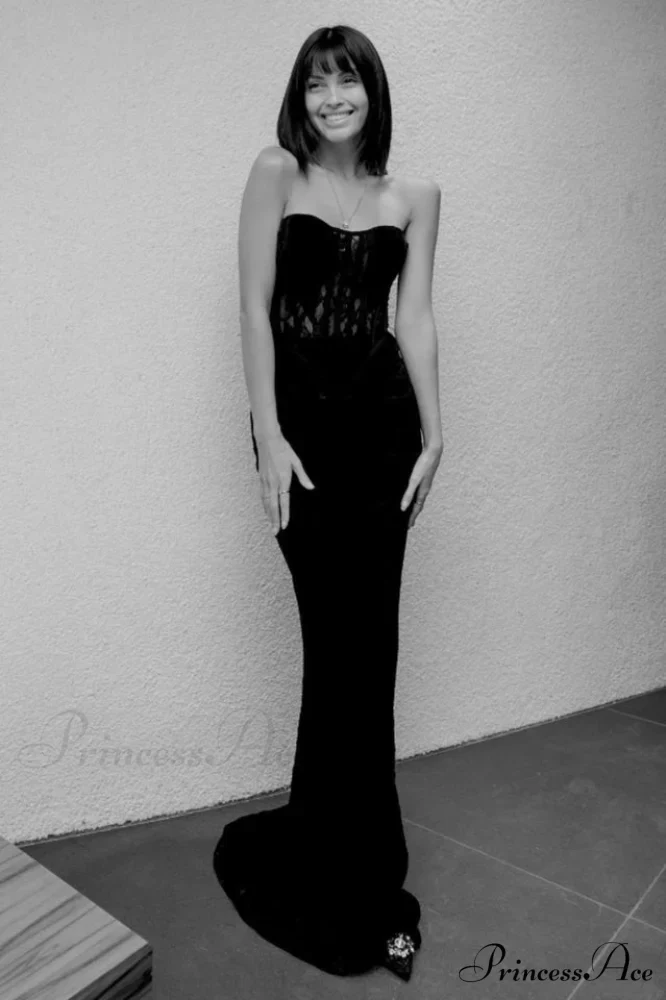 Lace Elegant Corset Dress - Image 4