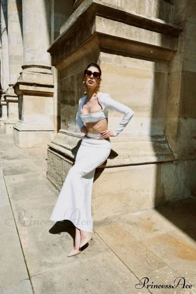 Amara Elegant Cutout Set - Image 6