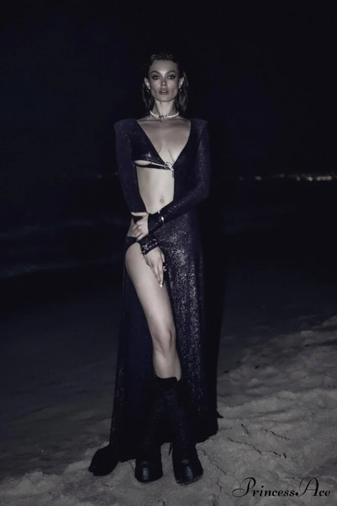 Cut Out Stylish Backless Gown - Image 4