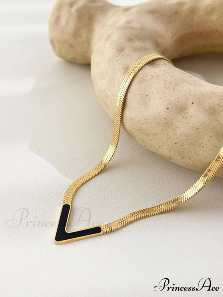 Victoria Charming Necklace - Image 5