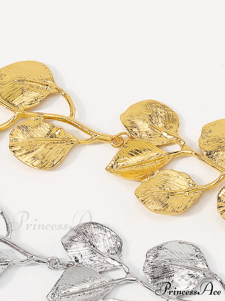 Vintage Alloy Graceful Leaf Design Necklace - Image 3