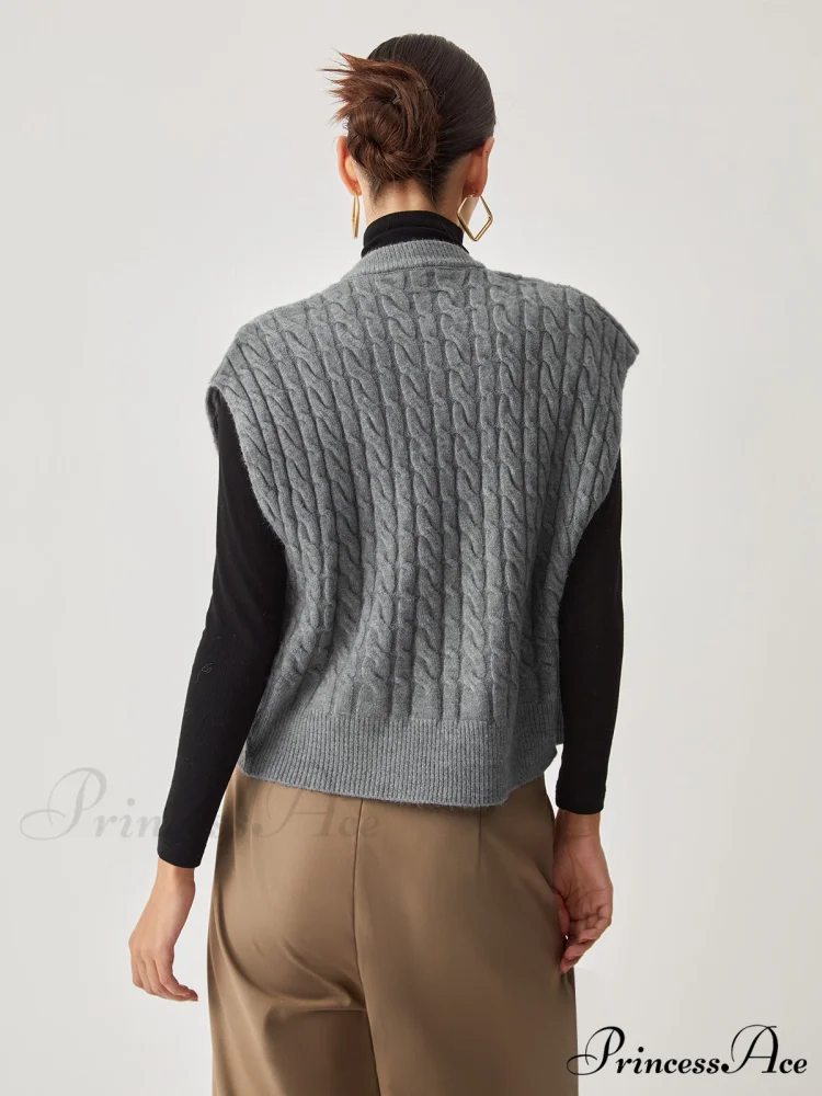 Cable Knit Graceful Button Down Vest - Image 6