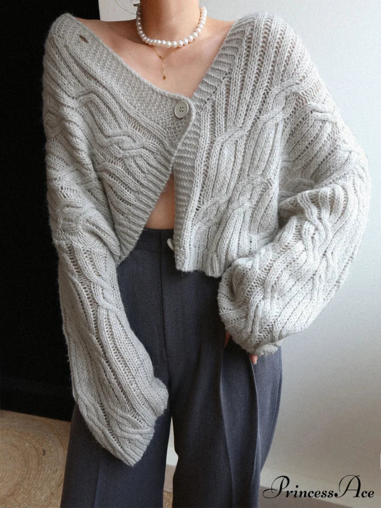 Cable Knit Graceful Crop Cardigan - Image 2
