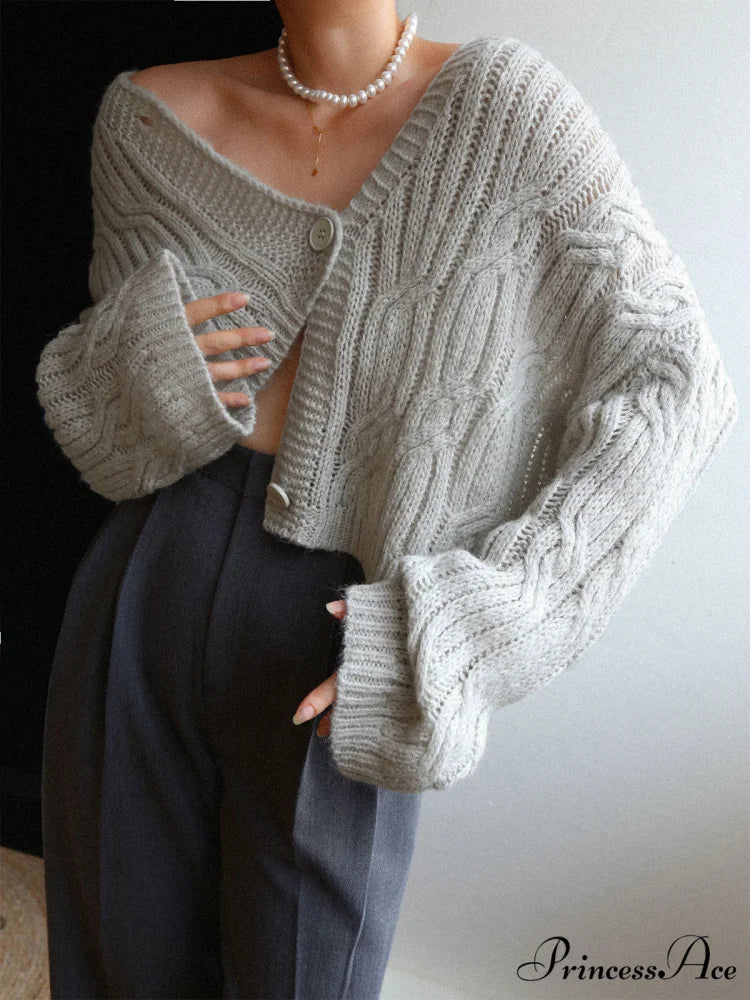 Cable Knit Graceful Crop Cardigan - Image 3