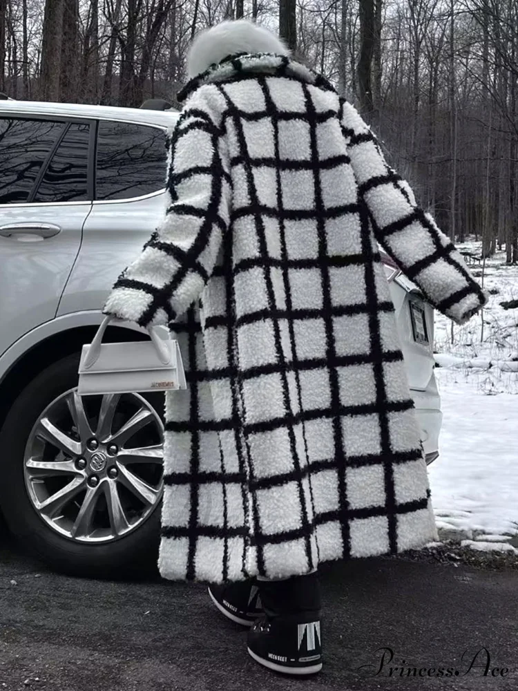 Checkered Button Graceful Sherpa Jacket - Image 3