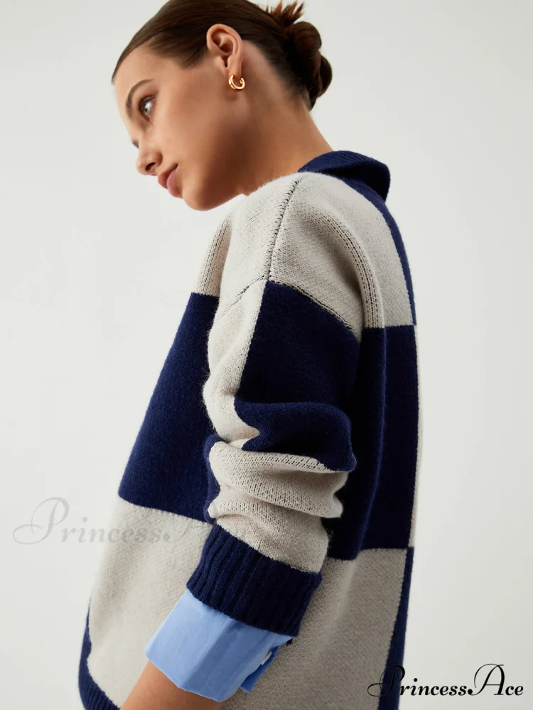 Checkered Open Graceful Collar Sweater - Image 5