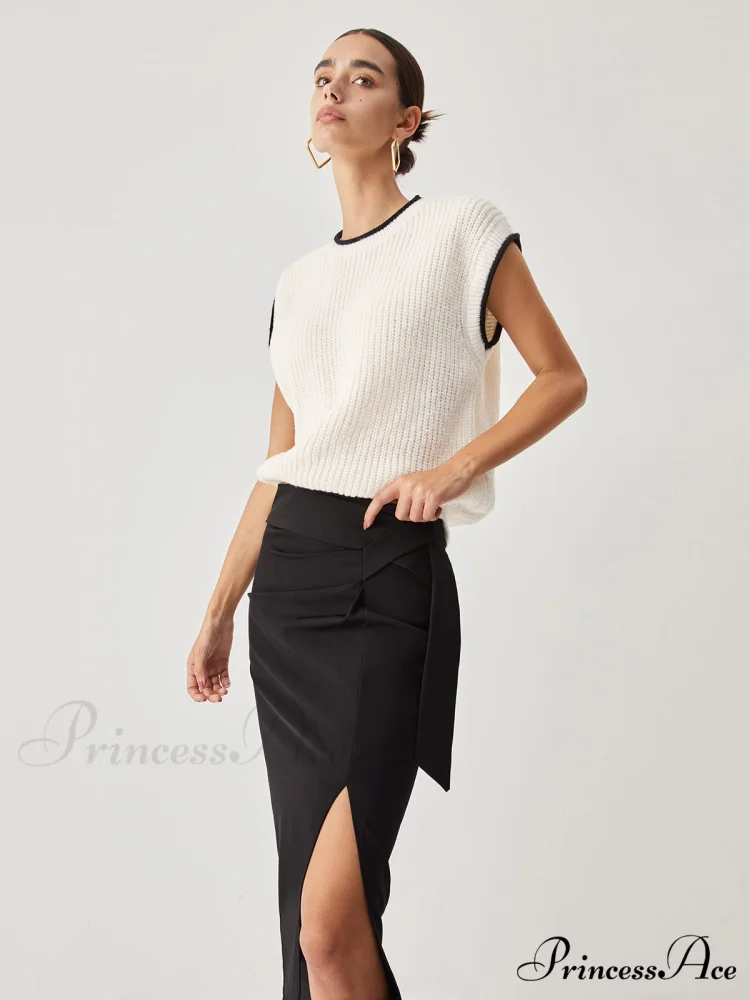 Contrast Trim Graceful Chunky Knit Vest - Image 5