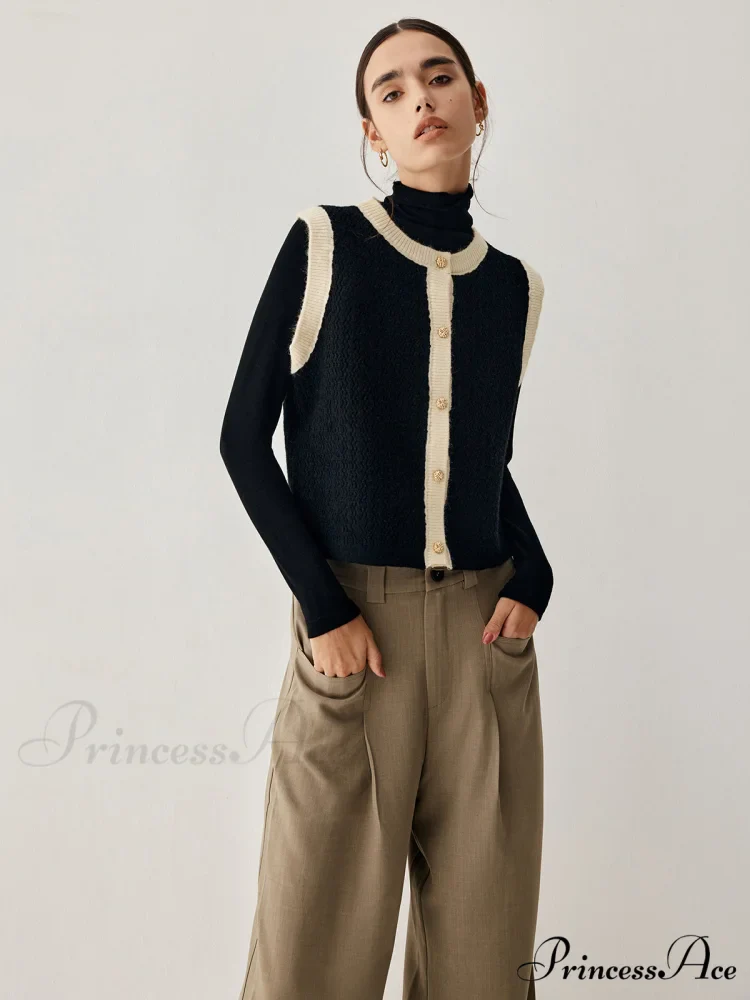 Contrast Trim Graceful Knit Vest - Image 2