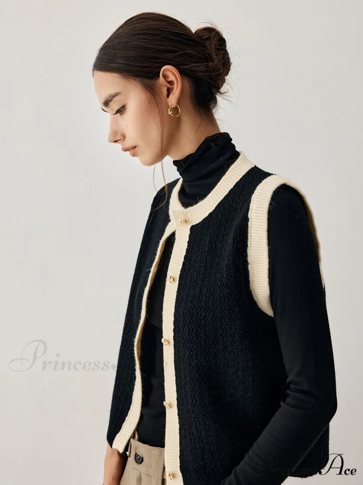 Contrast Trim Graceful Knit Vest - Image 4