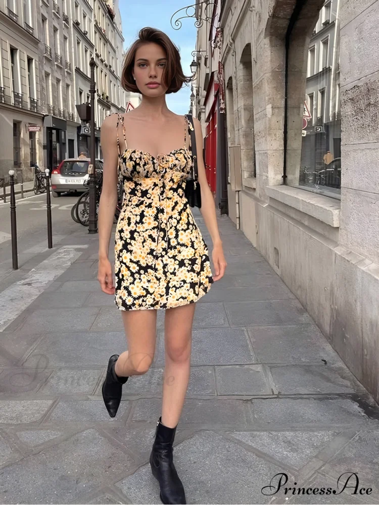 Daisy Printed Graceful Floral Short Dress - Image 4
