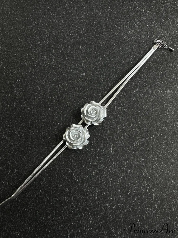 Double Rose Graceful Decor Necklace - Image 3