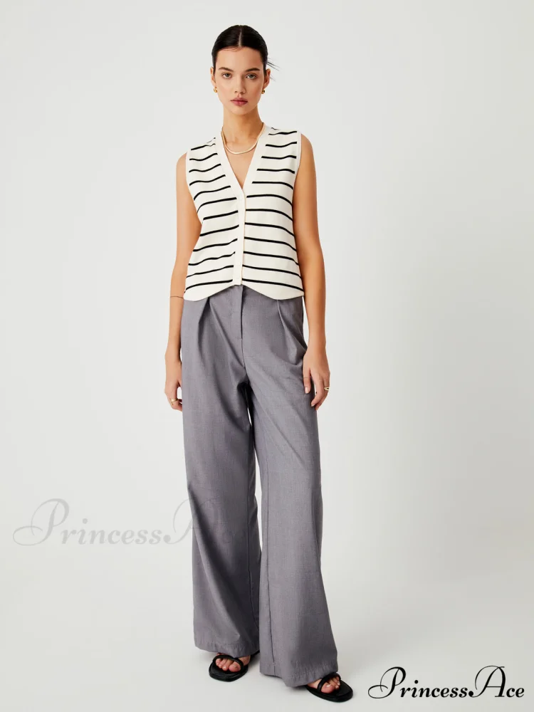 Effortless Charming Stripe Vest - Image 4