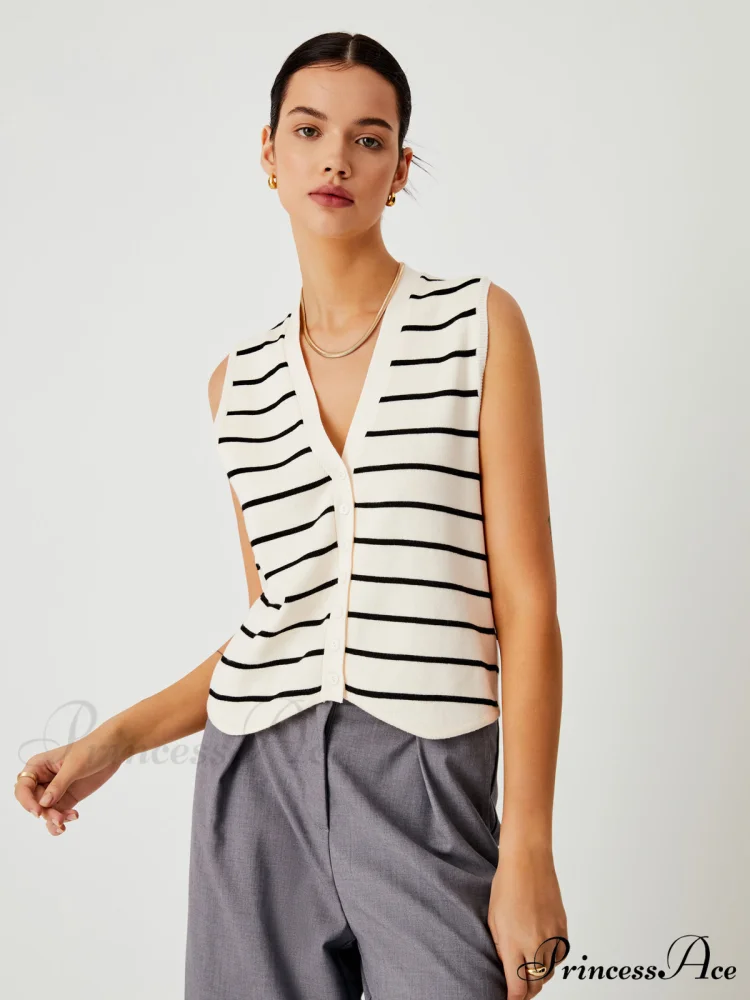 Effortless Charming Stripe Vest - Image 5