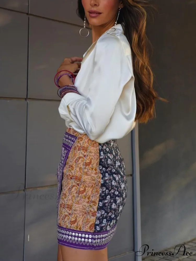 Embroidered Asymmetric Graceful Floral Mini Skirt - Image 4