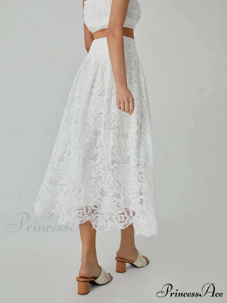 Eyelet Rosebud Graceful Pattern Maxi Skirt - Image 6