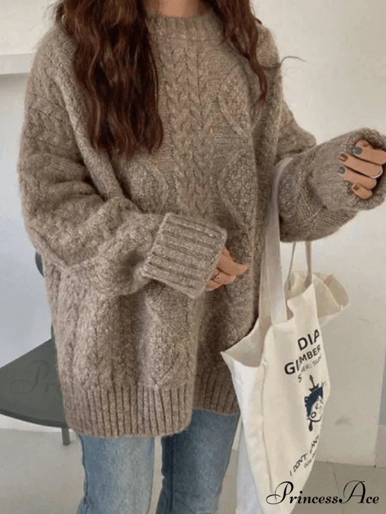Cable Knit Graceful Cropped Sweater - Image 6