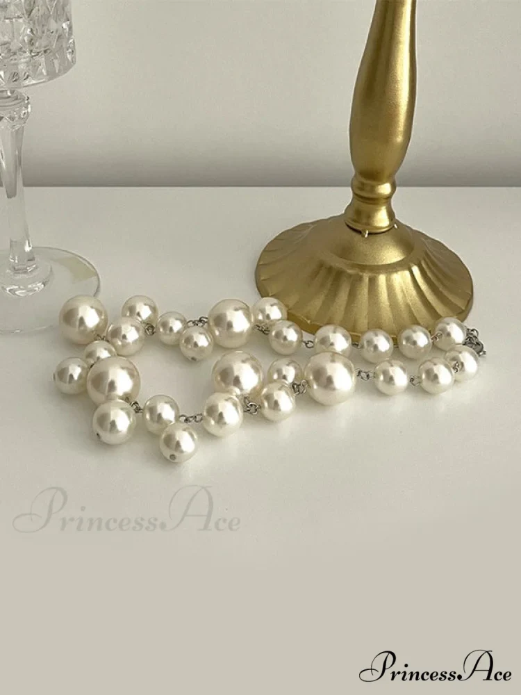 Light Luxury Vintage Faux Pearl Necklace - Image 2