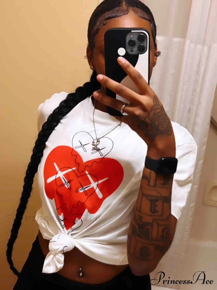 Heart Print Raglan Trendy Short Sleeve Tee - Image 3