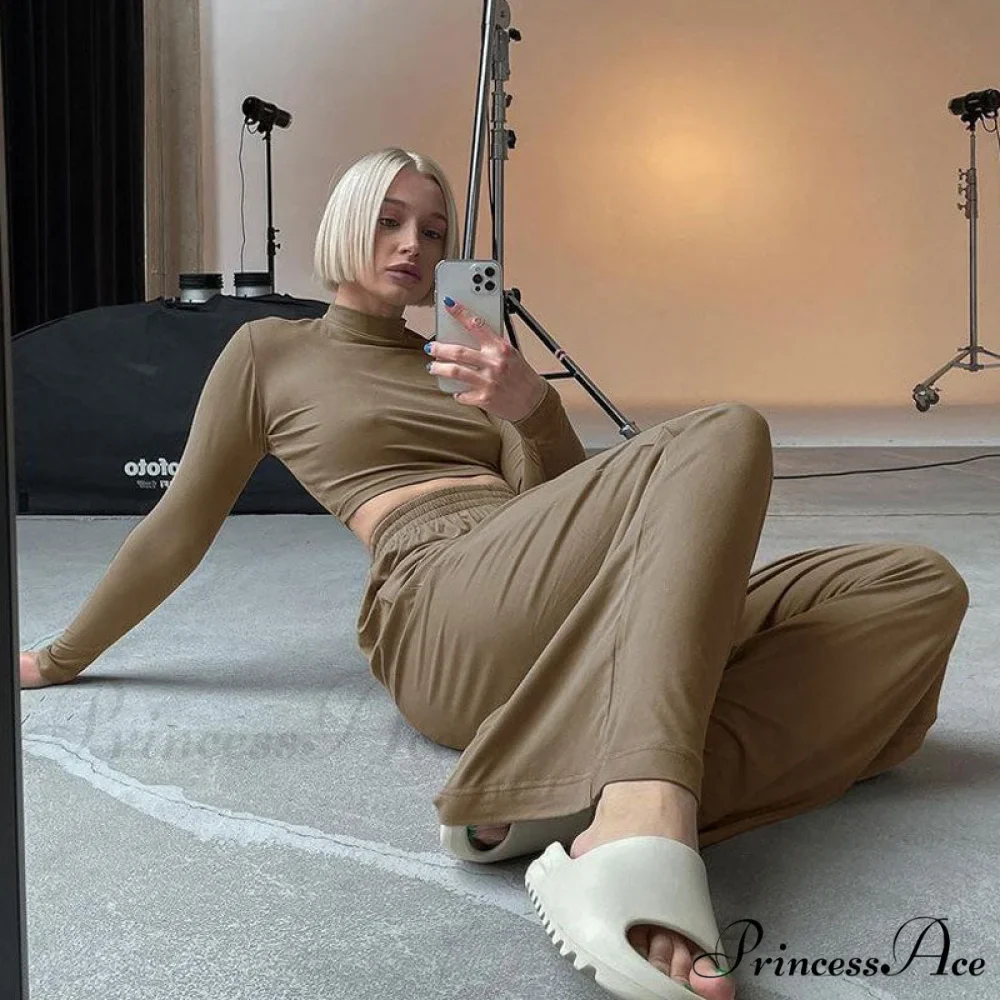 Athleisure Solid Long Sleeve Crop Top Sophisticated Wide Leg Pants Matching Set - Gray - Image 3