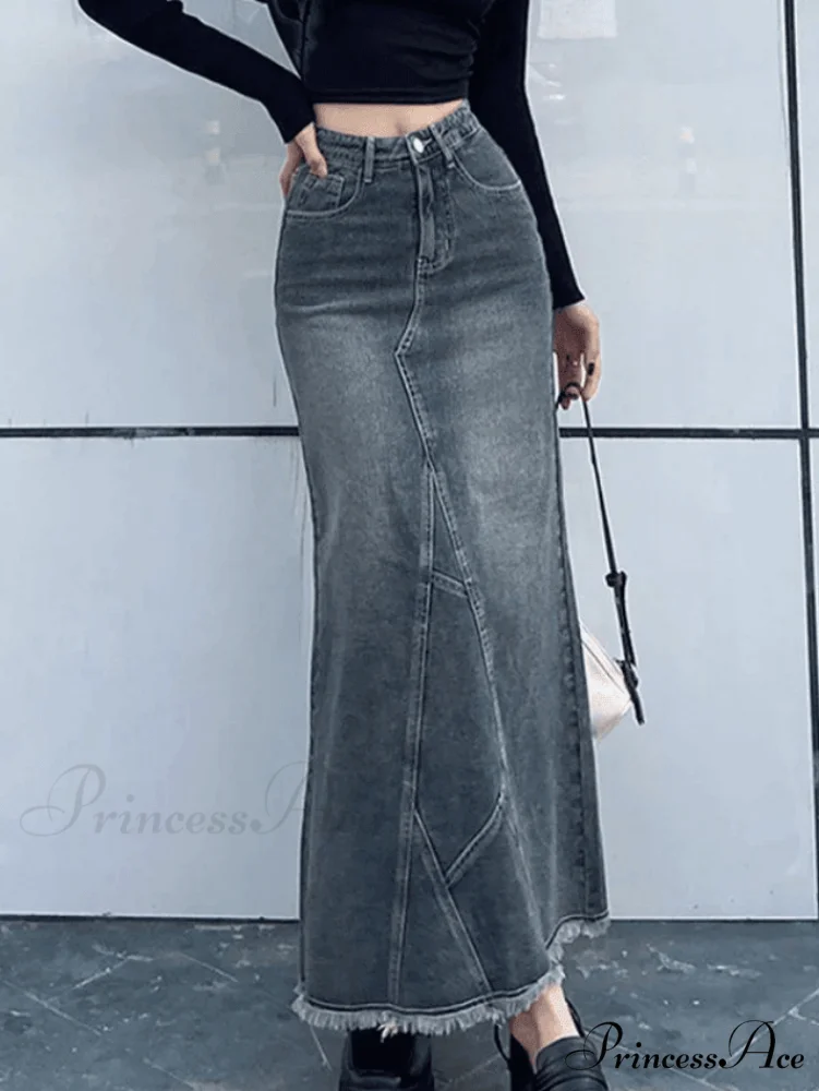 Back Slit Graceful Bodycon Maxi Dress - Image 3
