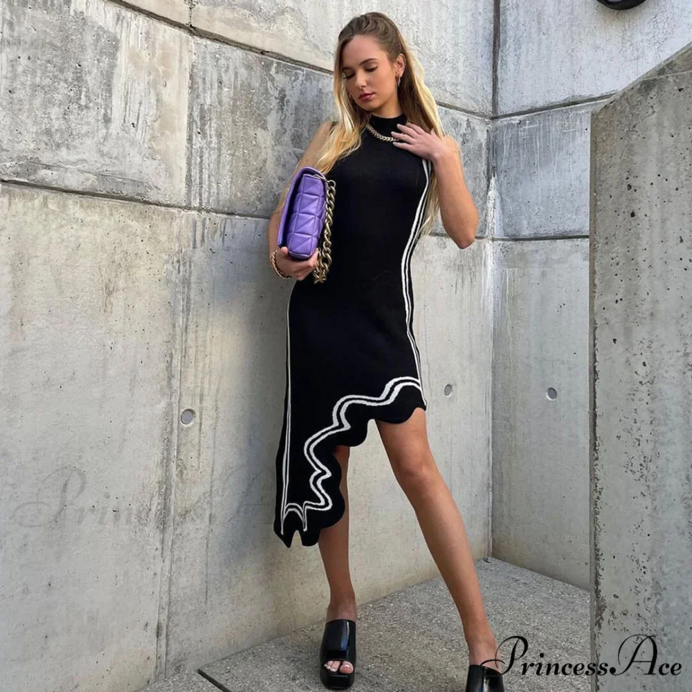 Contrast Denim Graceful Sheer Embroidery Tops - Image 4
