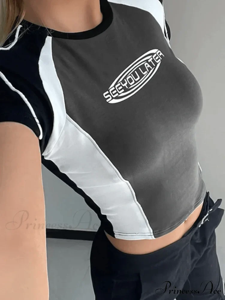 Contrast Letter Graceful Printed Crop Top