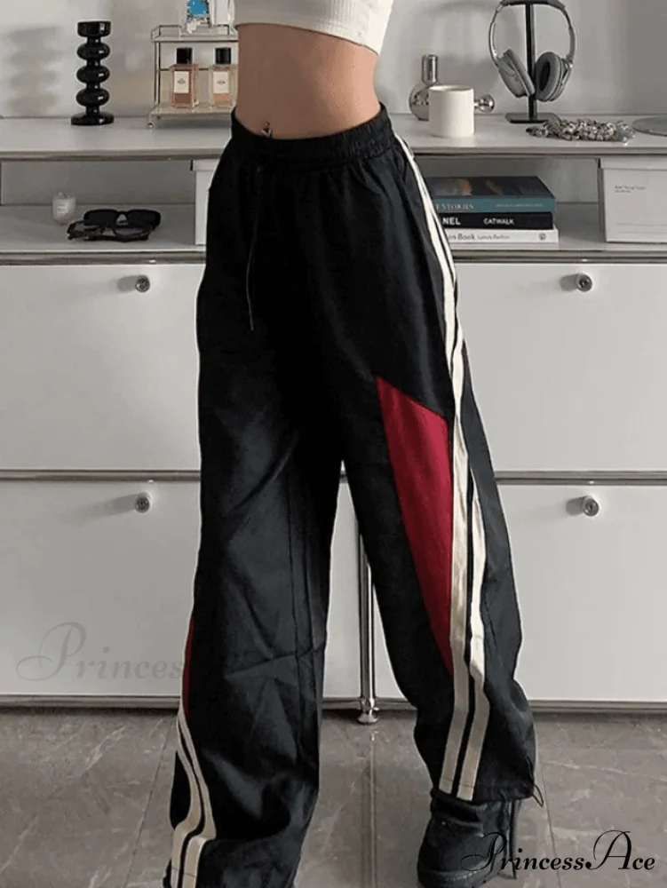 Contrast Long Graceful Sleeve Crop Top - Image 2