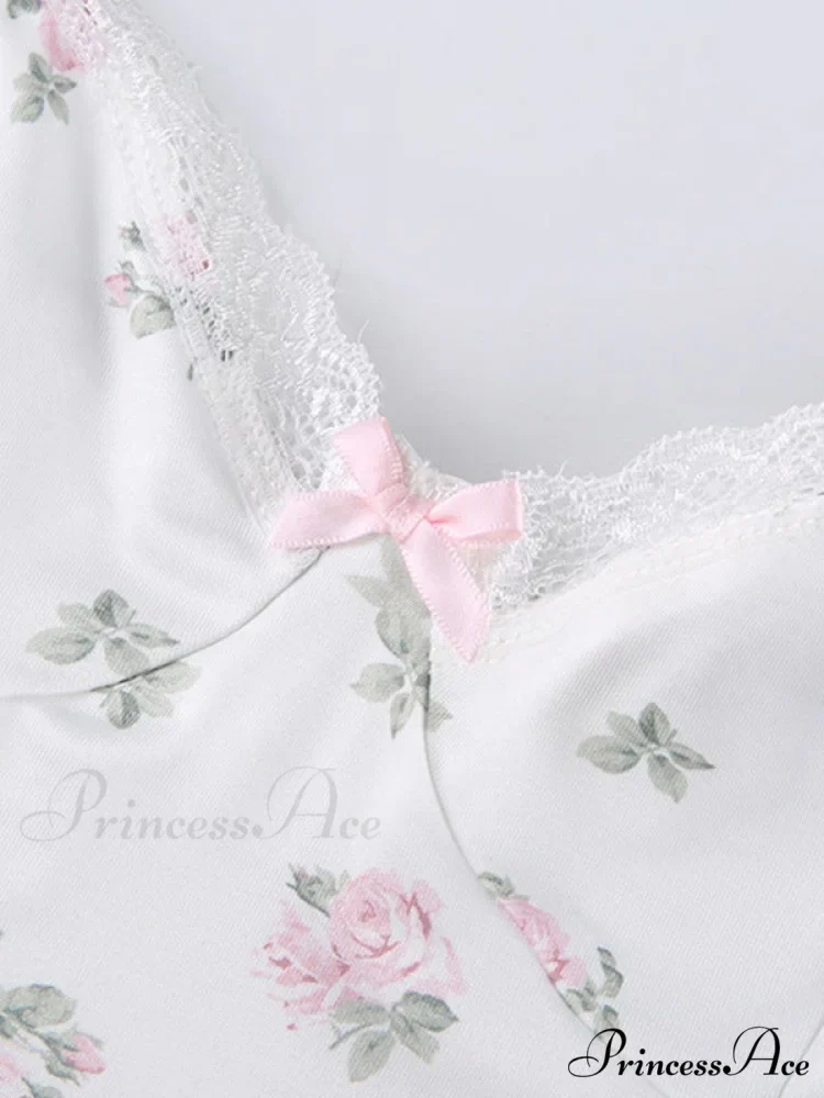 Lace Trim Graceful Cropped Tank Top - Image 4