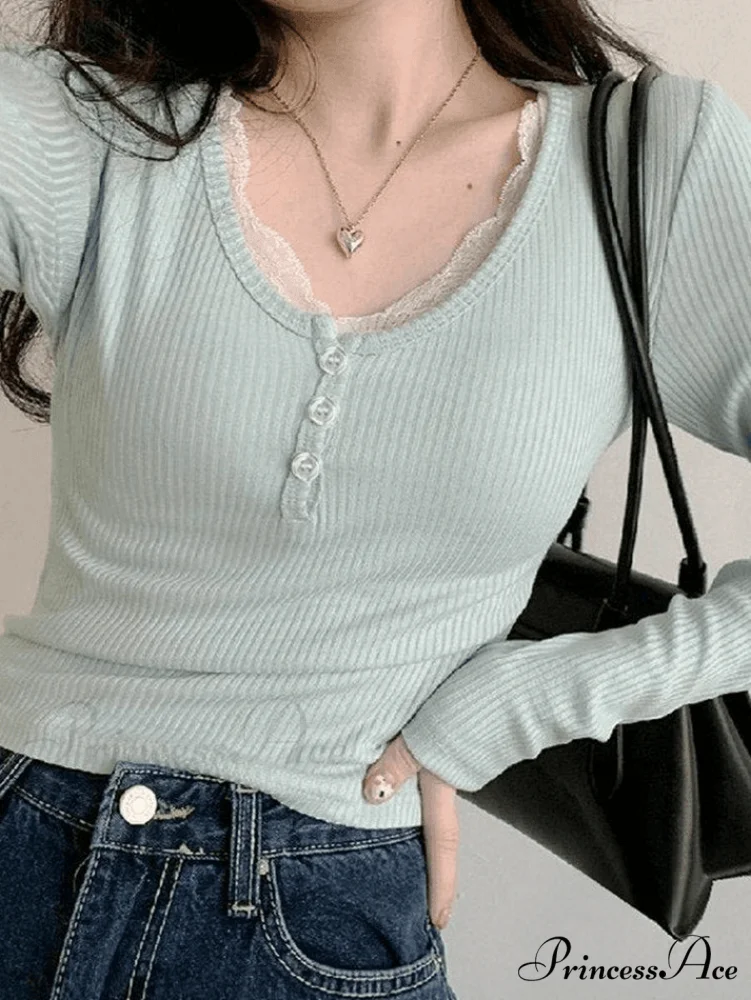Lace Trim Graceful Knit Crop Top - Image 3