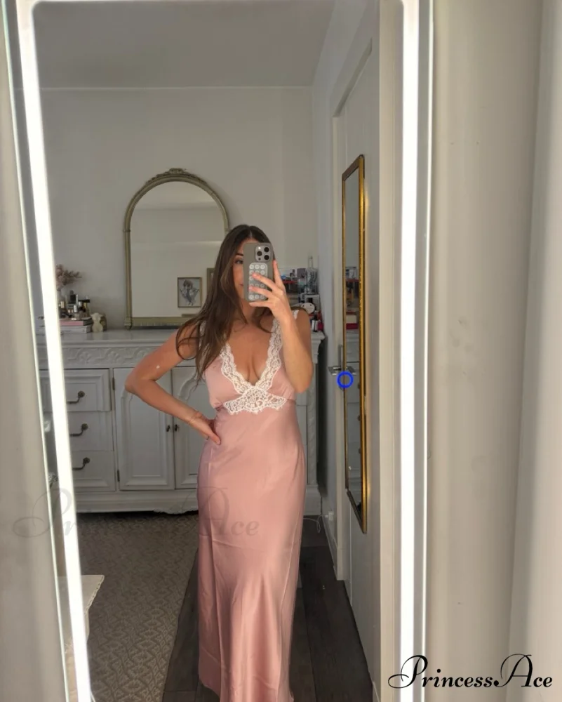 Jordan Midi Dress Charming in Baby Pink - Image 2