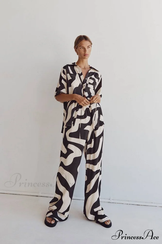 LEAH TWO Stylish PIECE SET - Image 4
