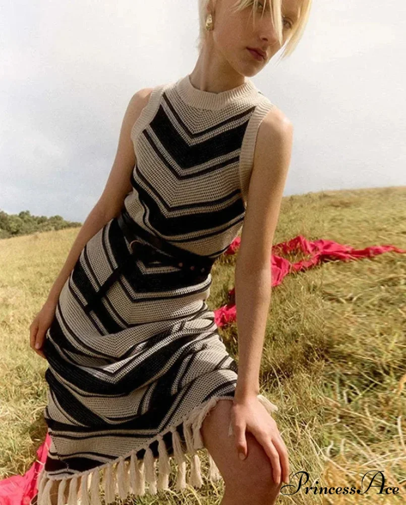 EVE KNITTED Stylish MAXI DRESS - Image 6