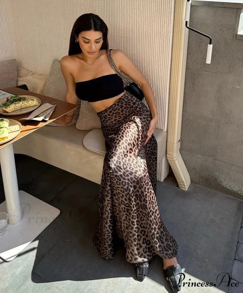 AMBERI Elegant LONG SKIRT - Image 4