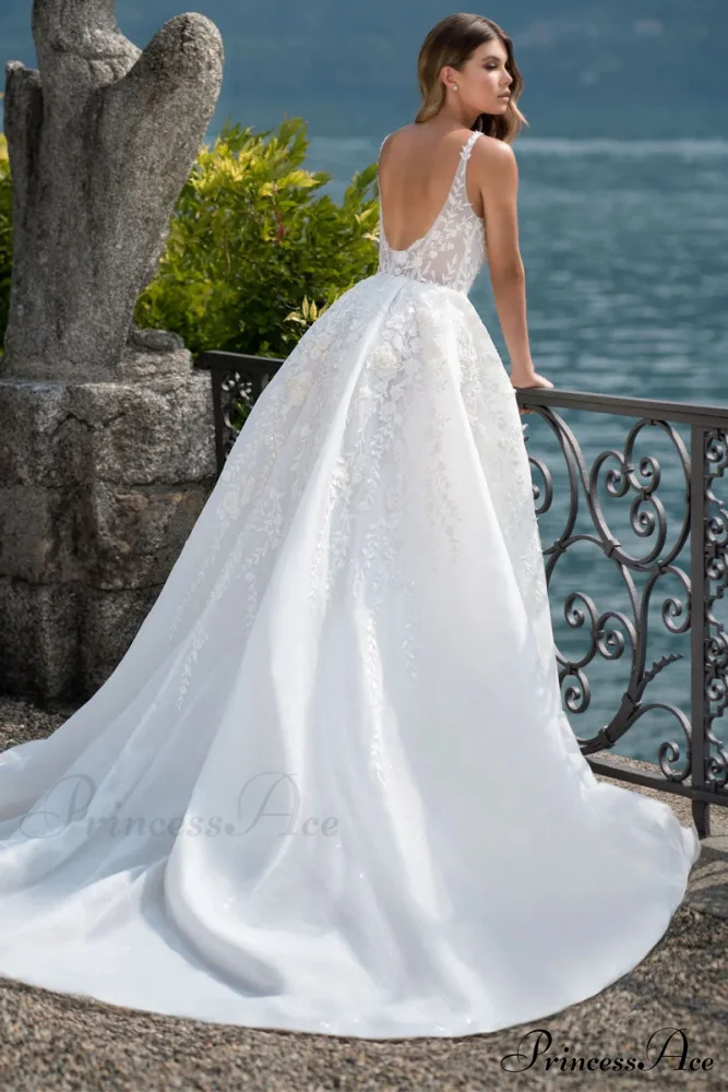 Pure Romance White Trendy Lace Wedding Dress - Image 3