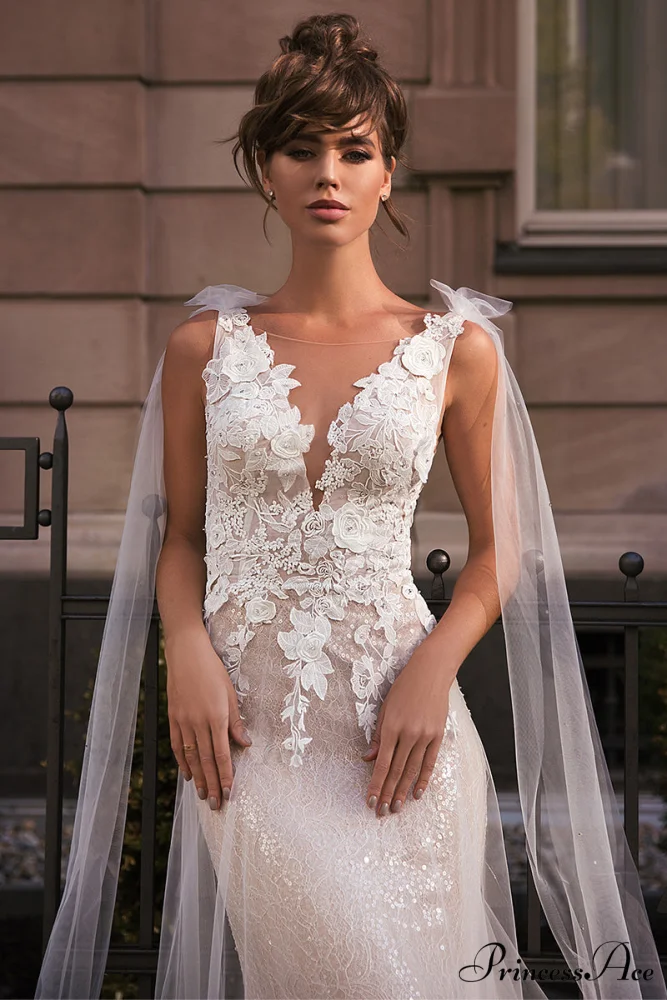 Amora Lace Applique Trendy Mermaid Wedding Dress - Image 3