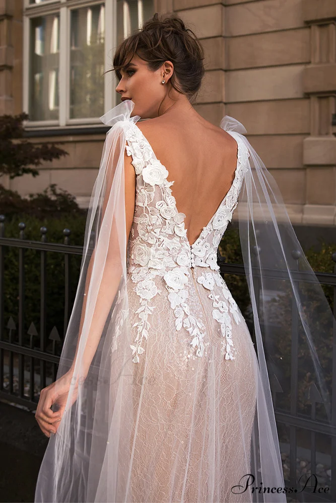 Amora Lace Applique Trendy Mermaid Wedding Dress - Image 4