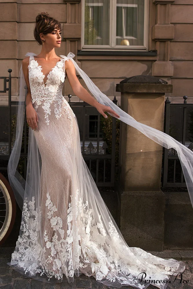 Amora Lace Applique Trendy Mermaid Wedding Dress - Image 5