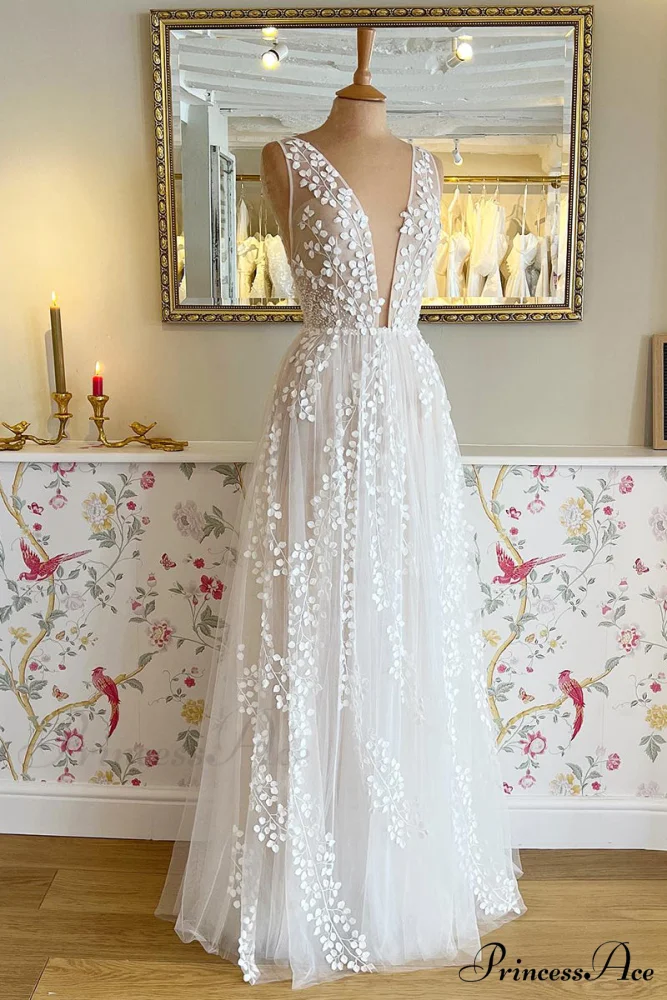Olena Ethereal A-line Trendy Tulle Wedding Dress - Image 7