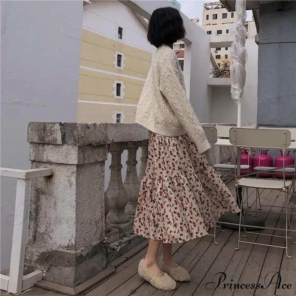 Corduroy High Waist Charming Floral Print Maxi Skirt - Image 12